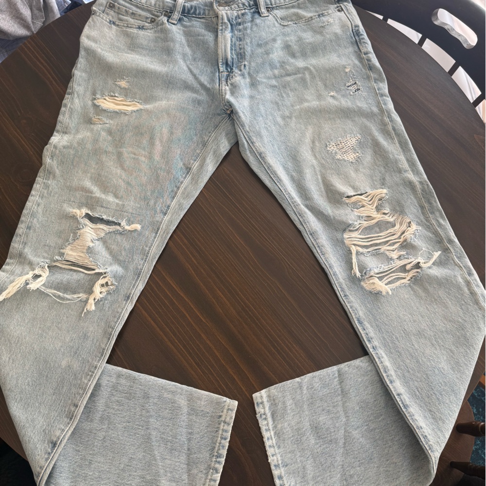 Abercrombie & Fitch Light Blue Relaxed Jeans